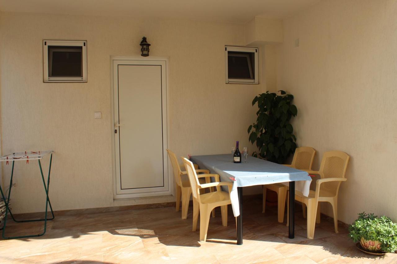 Apartmani Franovic Tivat Eksteriør bilde